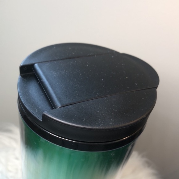 🍀 STARBUCKS | 2020 Metallic Green 16fl oz. Drink Tumbler - Picture 4 of 6